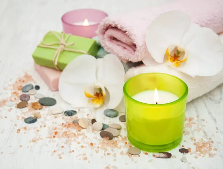 47 Top Relaxing Gifts for Moms to Unwind, Destress & Recharge